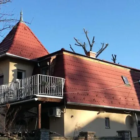 Smeraldo Emelet Apartamento